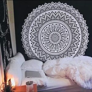 Mandala Black and White Tapestry (5ft x 5ft)
